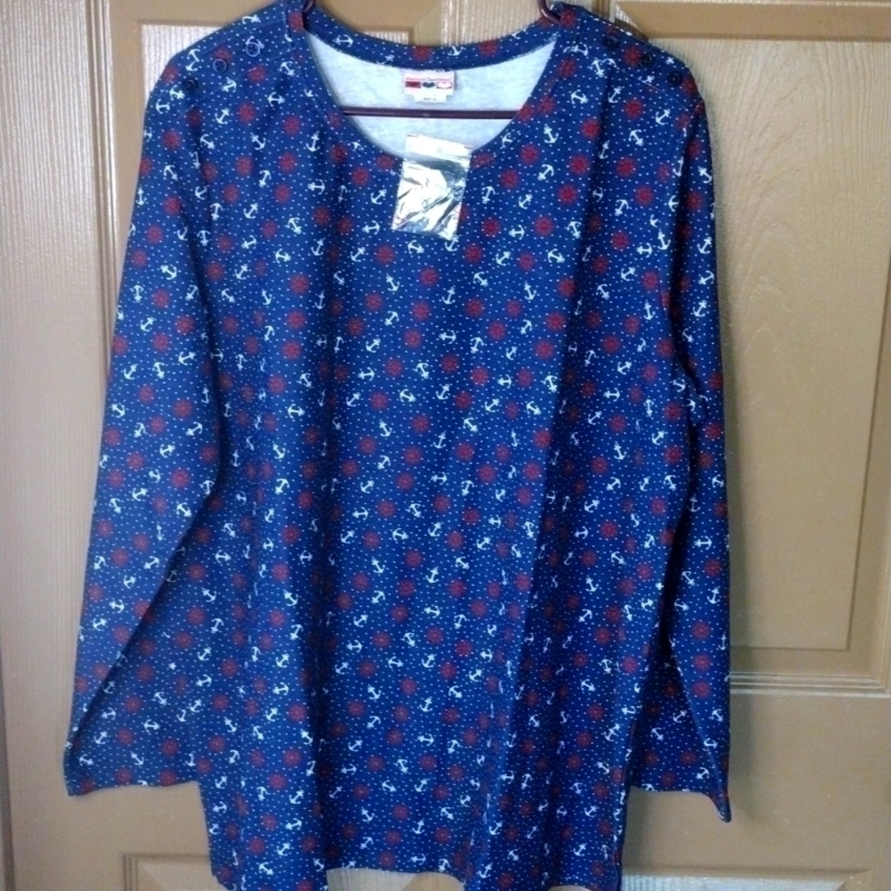 4@30.00 or 20.00 NWOT  Ladies Blouse by AMERICAN SWEETHEART